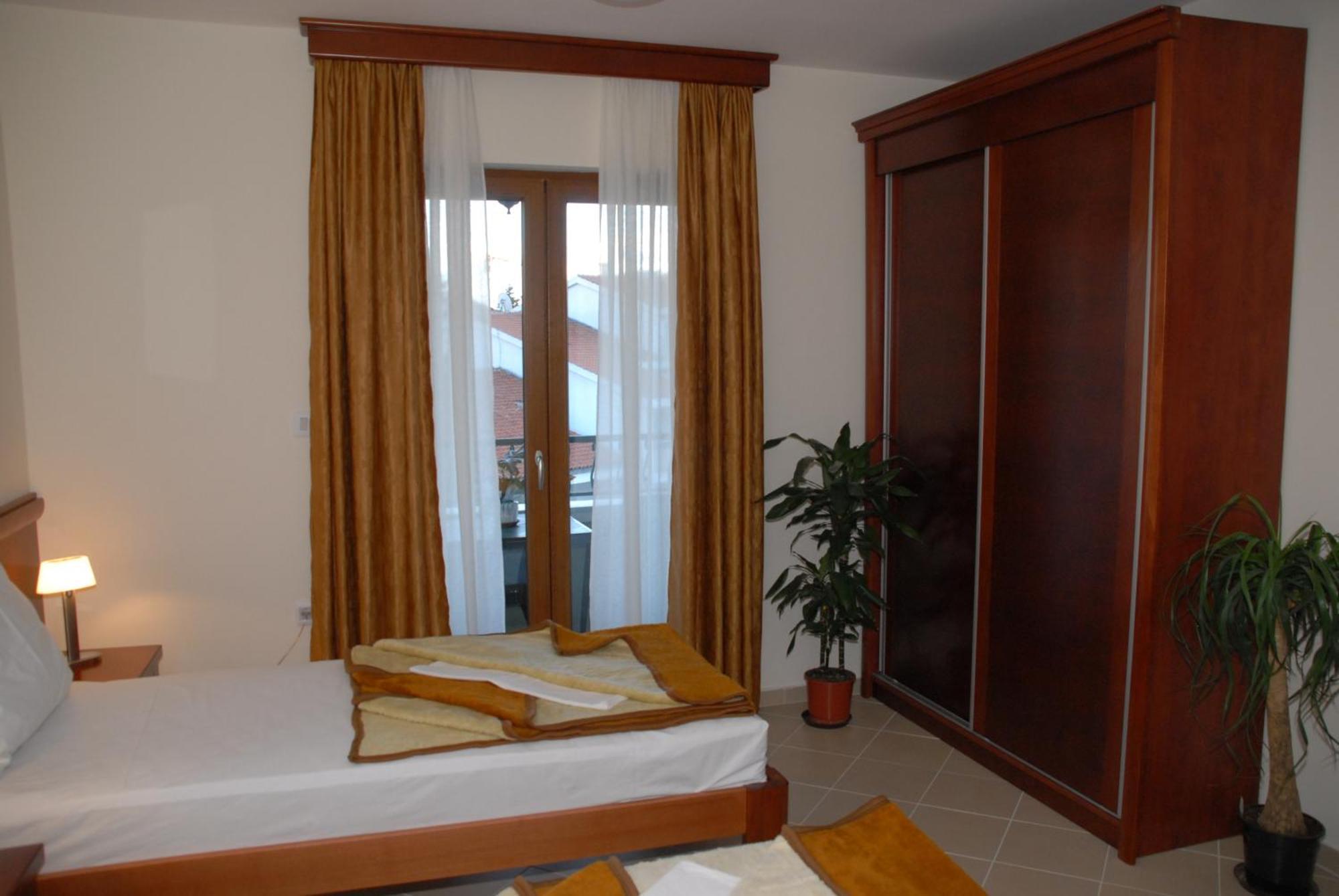 Apartments Krapina Budva Pokoj fotografie